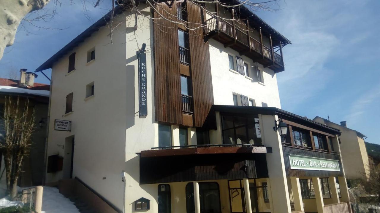 Auberge Roche Grande Entraunes Екстер'єр фото